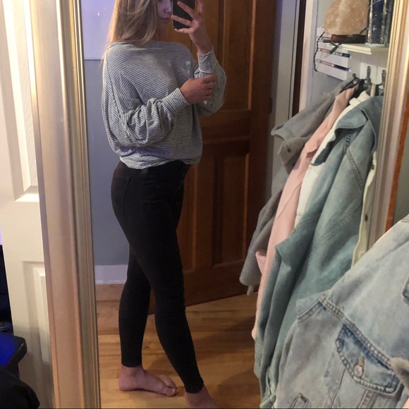 American Eagle Next Level Stretch Jeans - Picture 4 of 6